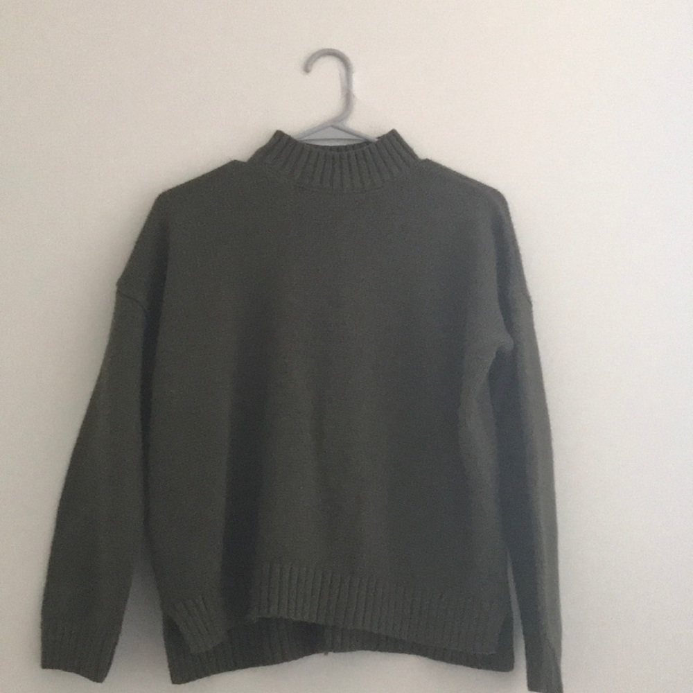 I am selling a sweater